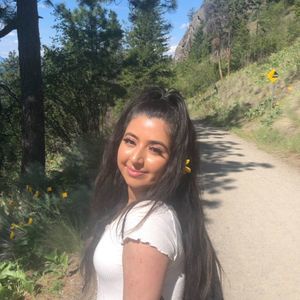 Meet your Posher, Farah